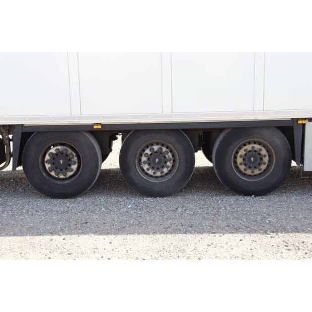 2018 Schmitz Cargobull SCB S3B-41117717