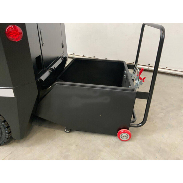 2025 Kremer KRS100-41118049