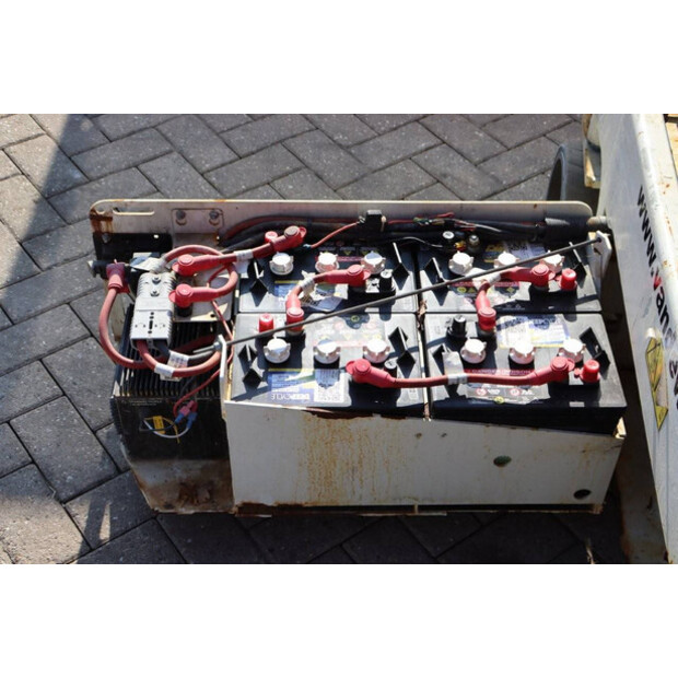 2014 جيني GS1532-41118121