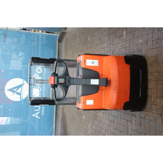 2015 BT SWE140L-41118795