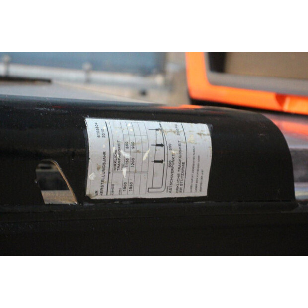 2015 BT SWE140L-41118804