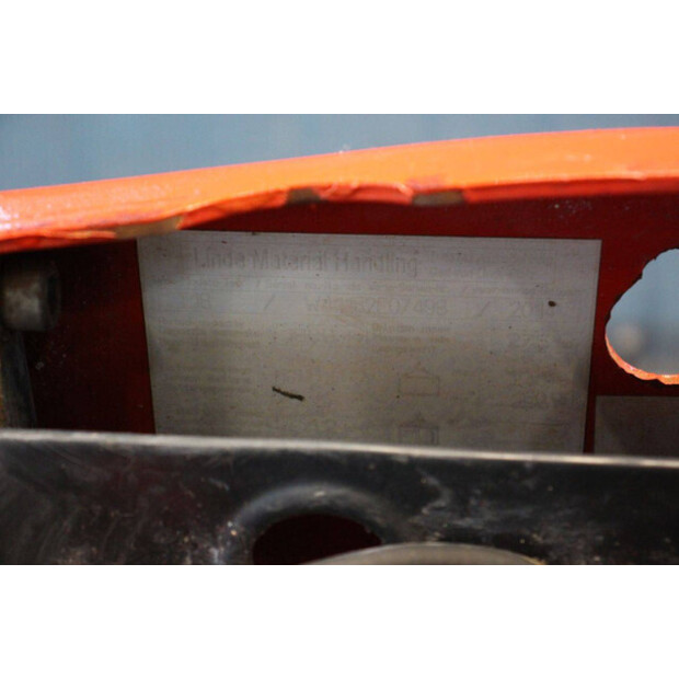 AT T18-41119032