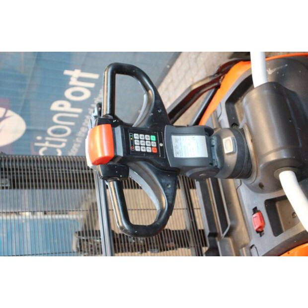 2016 بي تي SPE200L-41119071