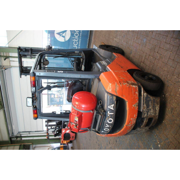 2009 Toyota 02-8FGF25-41119129