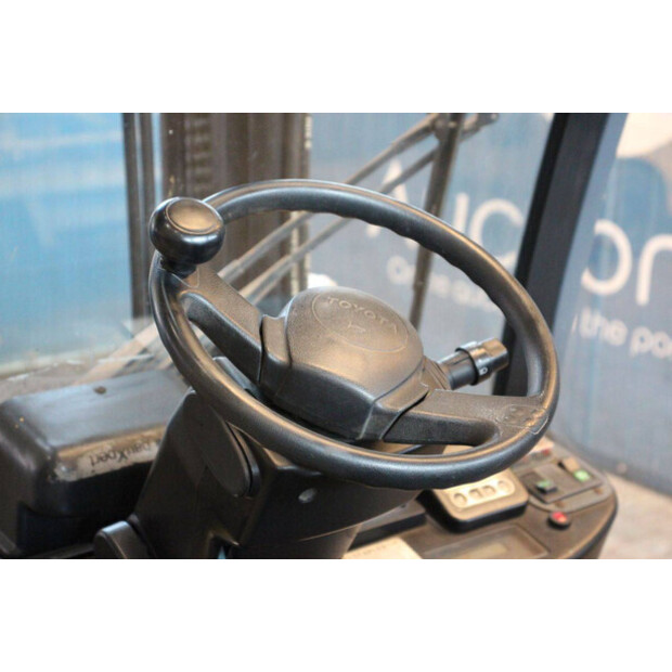 2009 Toyota 02-8FGF25-41119146