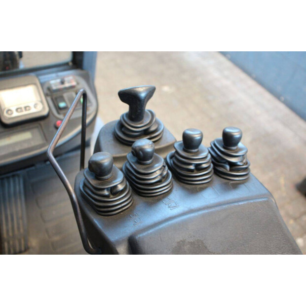 2009 Toyota 02-8FGF25-41119149