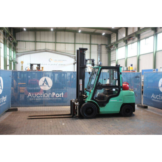 2014 MITSUBISHI FGE35N-41119217