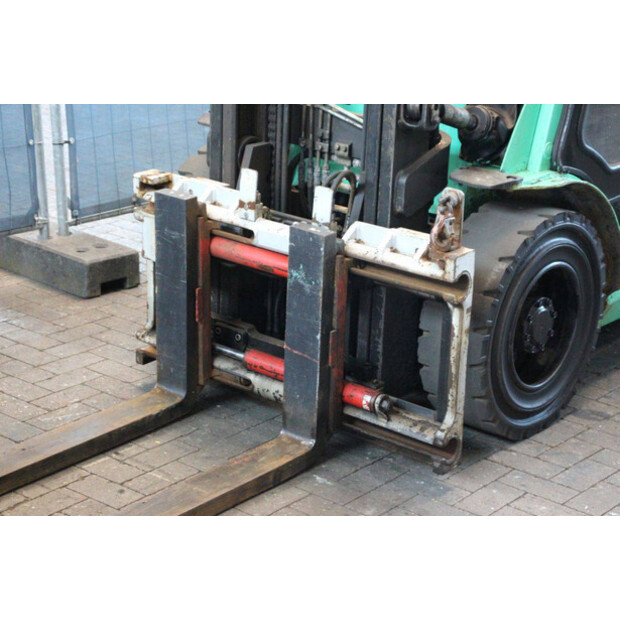 2014 MITSUBISHI FGE35N-41119226