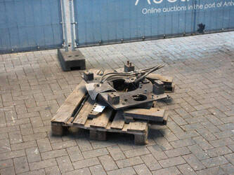 صورة ل قطع الغيار أونبيكند OTHERS