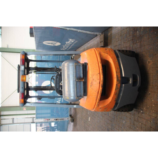 2003 Toyota 42-7FGF25-41119438