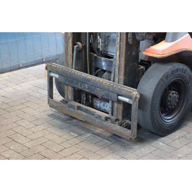 2003 Toyota 42-7FGF25-41119443