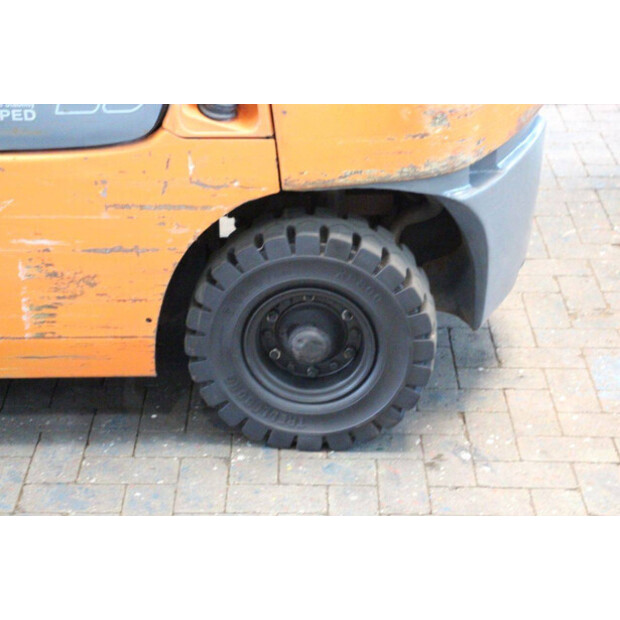 2003 Toyota 42-7FGF25-41119446