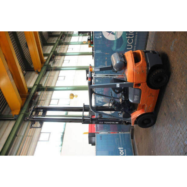 2003 Toyota 42-7FGF25-41119461