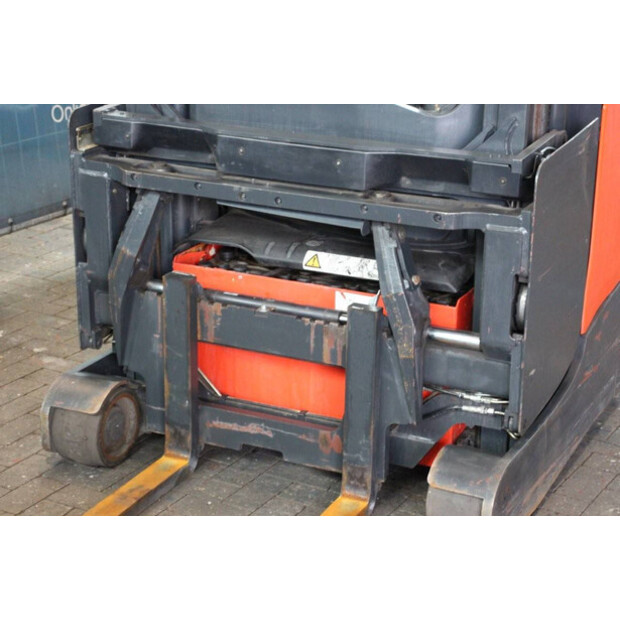 2012 ليندي R14X-03-41119560