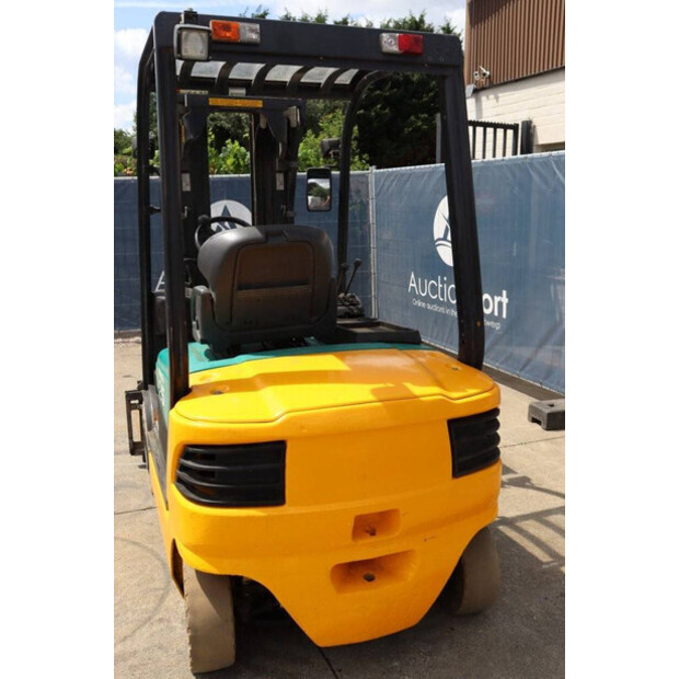 Komatsu FB25H-3R-41119774