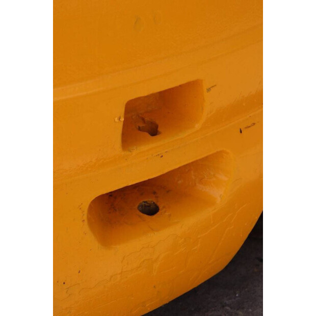 Komatsu FB25H-3R-41119776