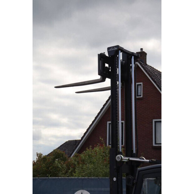 2010 Linde H25T-41120730