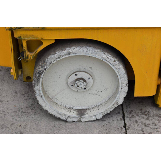 2002 هولوت COMPACT 8-41120840