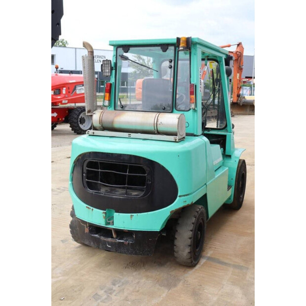 2004 ميتسوبيشي FD45K-41120857