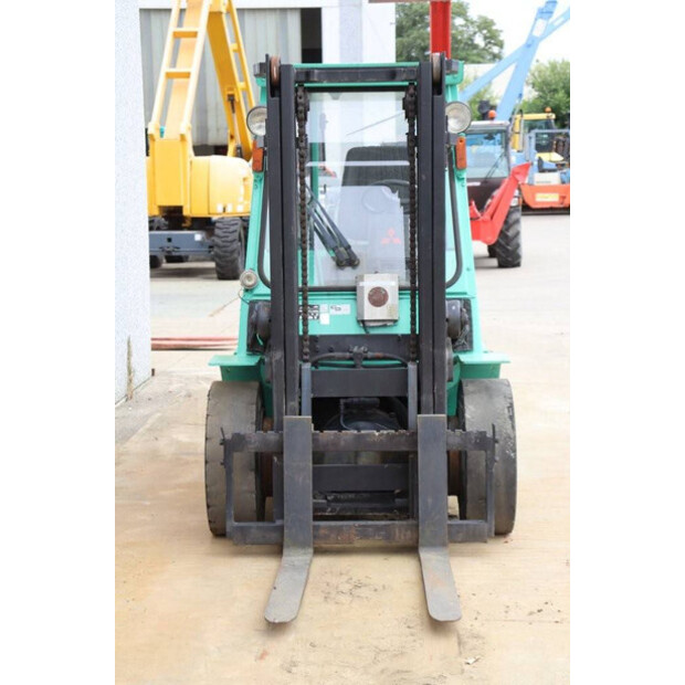 2004 ميتسوبيشي FD45K-41120859