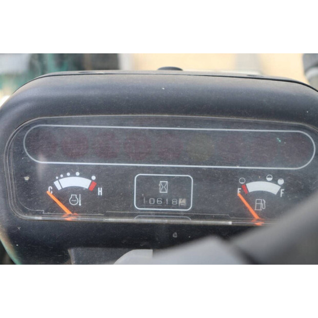 2004 ميتسوبيشي FD45K-41120877