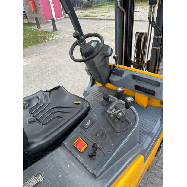 Jungheinrich TFG 20A-41120981