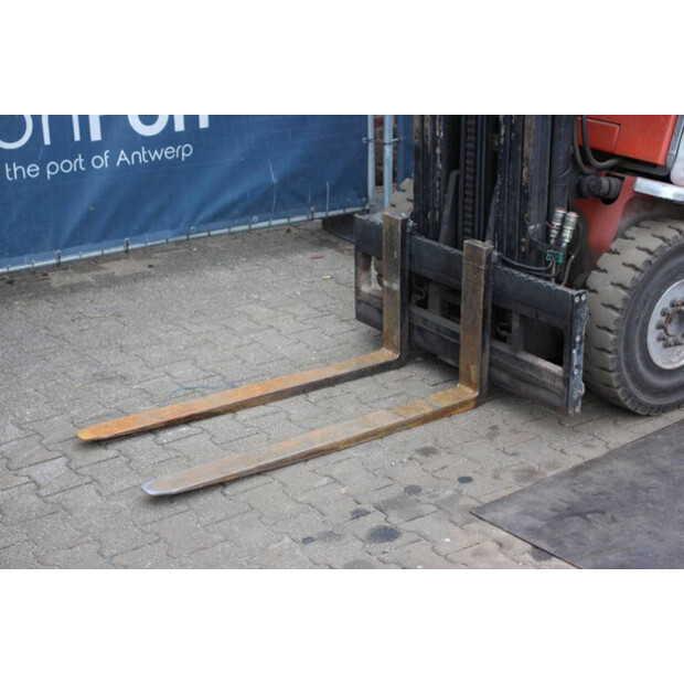 2004 بي تي CBG 25-41121107
