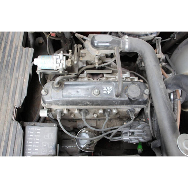 2004 بي تي CBG 25-41121117