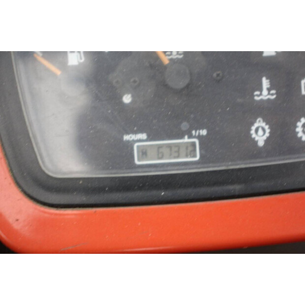 2004 بي تي CBG 25-41121125