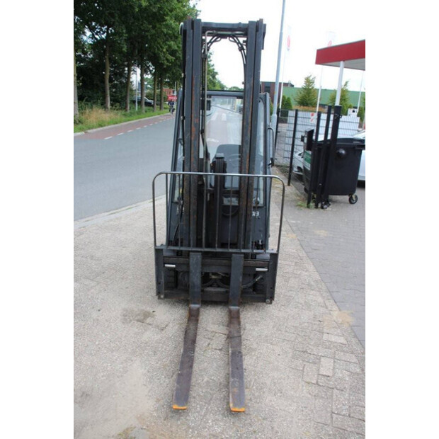 2002 ليندي E18C-02-41121193