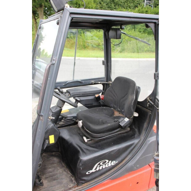 2002 ليندي E18C-02-41121203