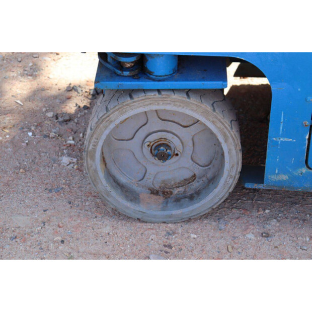 2007 Genie GS-2632-41121368