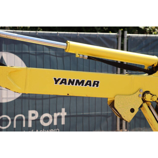 2011 YANMAR SV17-EX-41121703