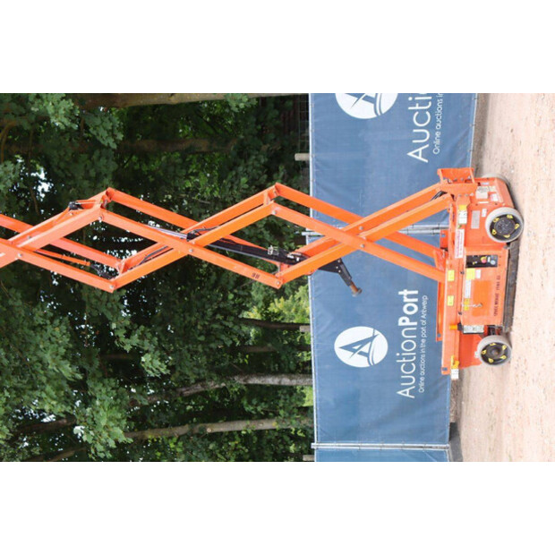 2015 JLG R6-41121879