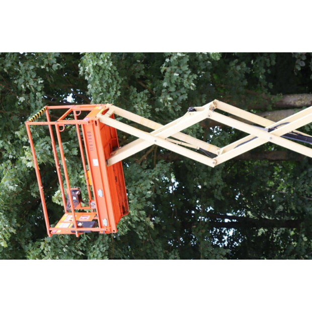 2015 JLG R6-41121910