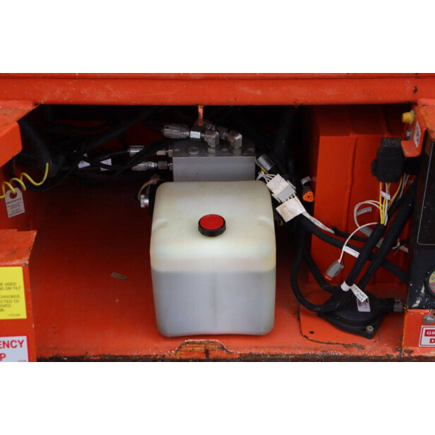 2015 JLG R6-41121966