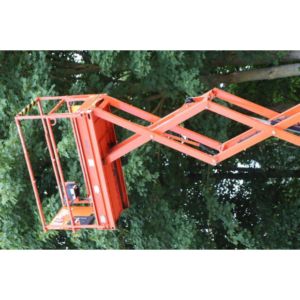 2015 JLG R6-41121979