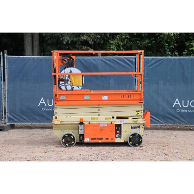 2015 JLG R6-41121983