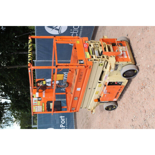2015 JLG R6-41121985