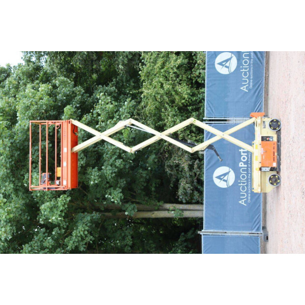 2015 JLG R6-41122013