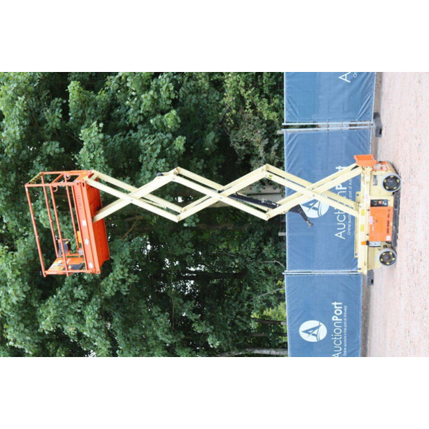 2015 JLG R6-41122014