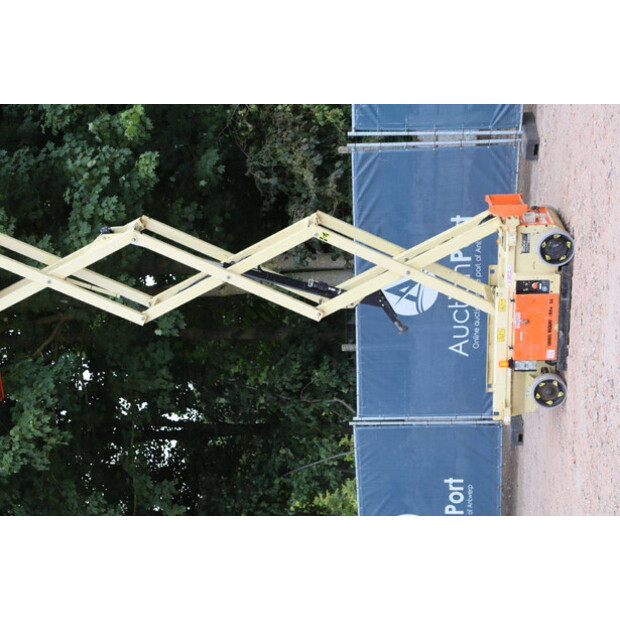 2015 JLG R6-41122017