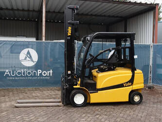 صورة ل رافعات شوكية 2015 يال ERP35VL F2945