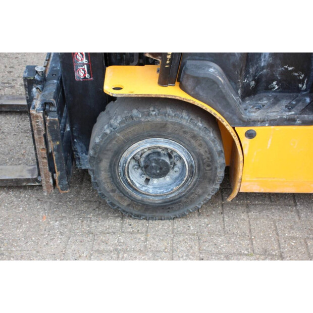2009 Hyundai 25B-9-41123804