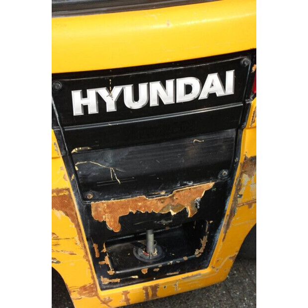 2009 Hyundai 25B-9-41123806