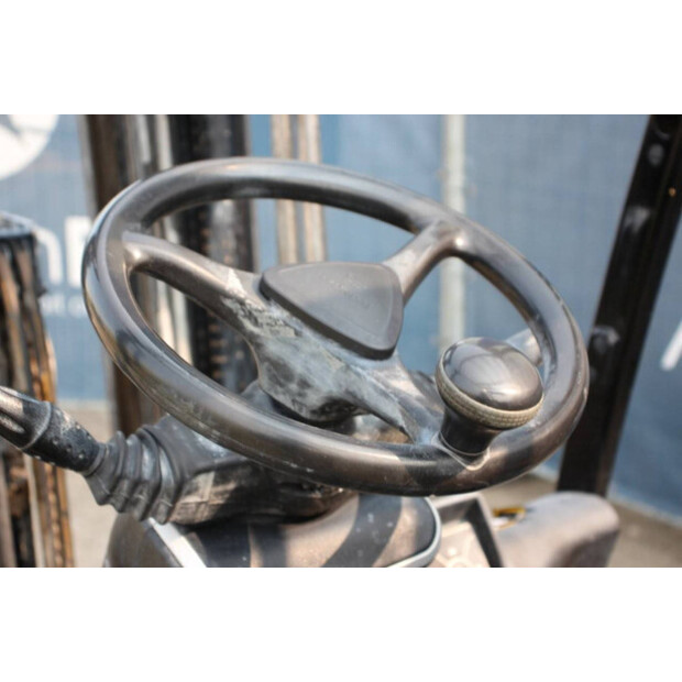2009 Hyundai 25B-9-41123812