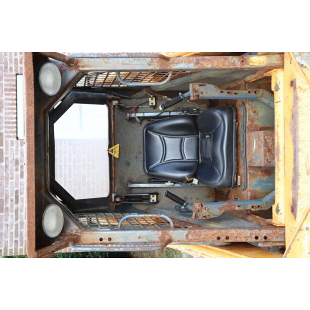 2015 MUSTANG 2040-41124046
