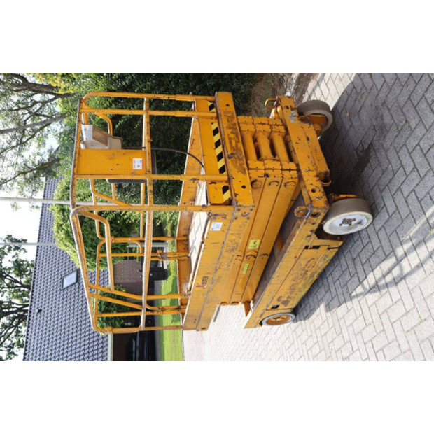 1999 UPRIGHT X26-41124088
