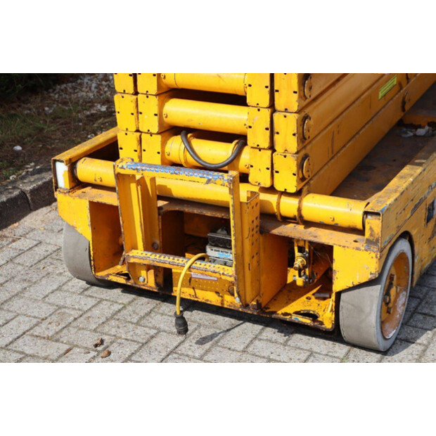 1999 UPRIGHT X26-41124095