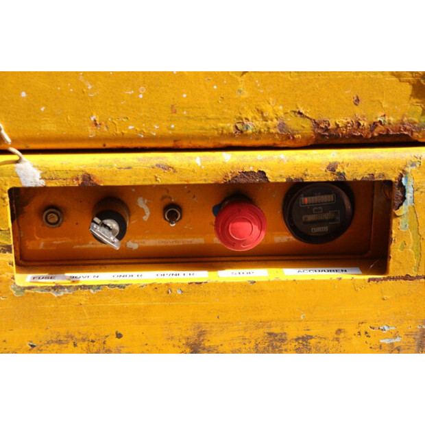 1999 UPRIGHT X26-41124106